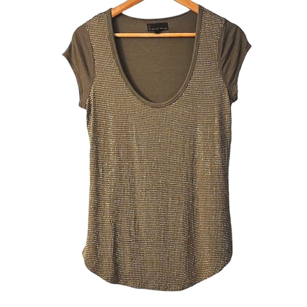 I Jeans By Buffalo green shirt gold embellishments scoop neck size medium‎